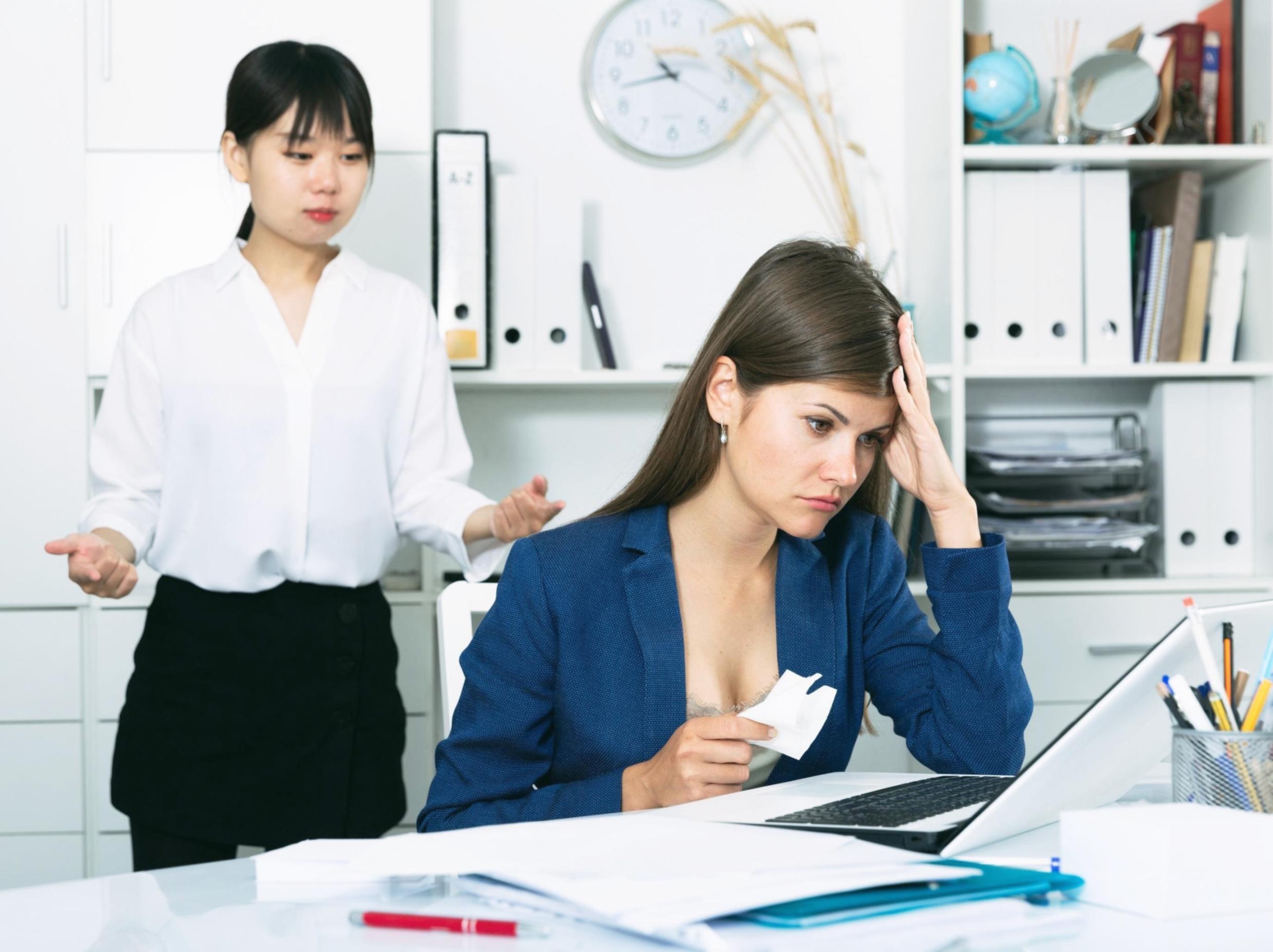 Participants à un webinaire en ligne sur l'optimisation de contenu